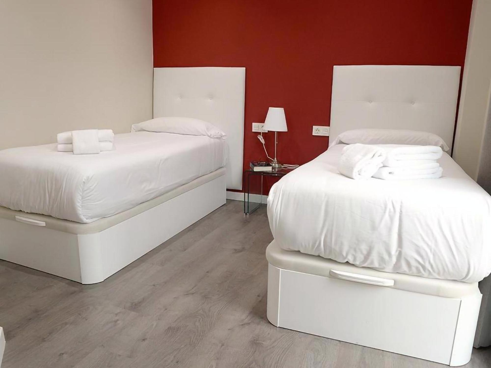 Apartamentos Royal Urban Granada Ngoại thất bức ảnh